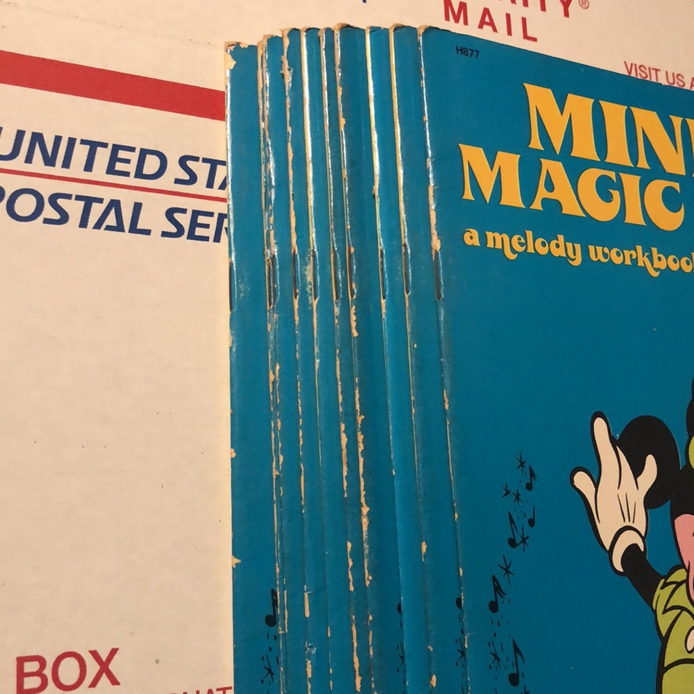 Rare Walt Disney Minnie's Magic Melody MUSIC BOOK - Picture 6 of 8